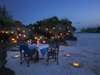 Matemwe Lodge - dinner on beach